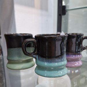 Mates, tazas, pocillos, campanas en cerámica esmaltada