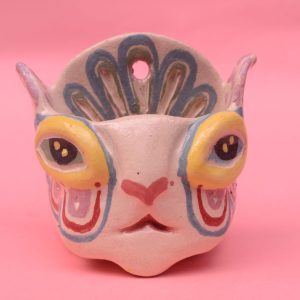 diversos recipientes y cajas redondas con tapa, en cerámica esmaltada, maceta