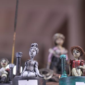 esculturas con personajes